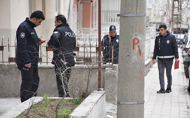 Silahlı Saldırıya Uğrayan Kadın Yaralandı