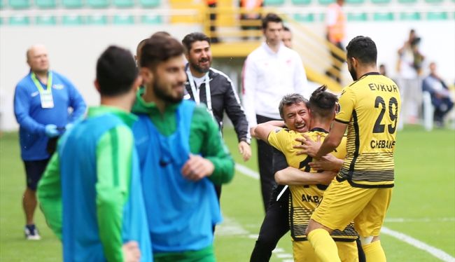 EYMS Akhisar'dan 3 Puan Çıkardı:0-2