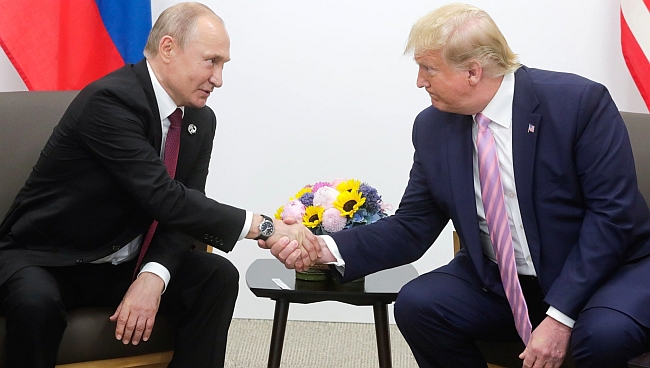Putin ve Trump Görüşmesi