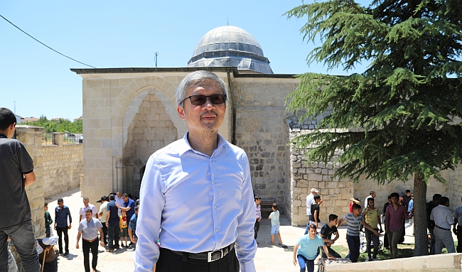 Tayvan Temsilcisi Ulu Camide Namaz Kıldı.. 