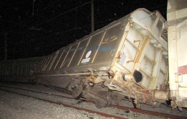 Mühimmat Taşıyan Tren Raydan Çıktı