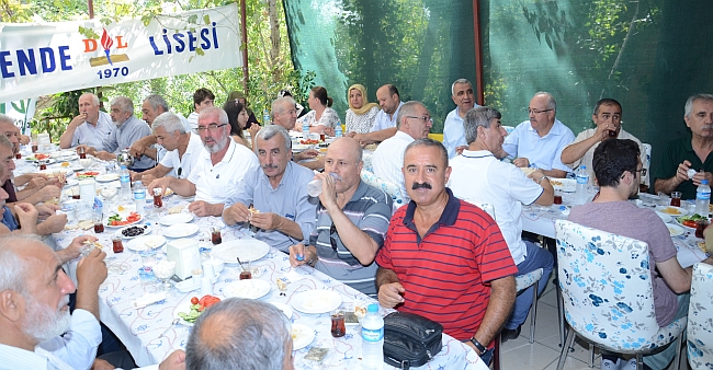 Darende Lisesi Mezunları Hasret Giderdi