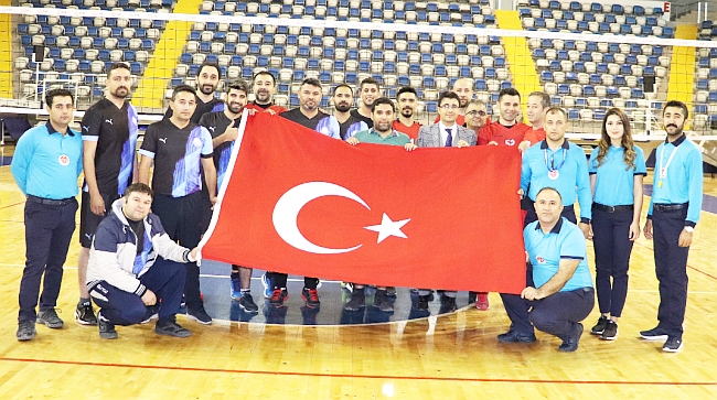 Öğretmenler Voleybol Finali Yapıldı