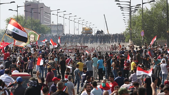 Irak'ta Hükümet Karşıtı Gösterilerde 30 Ölü