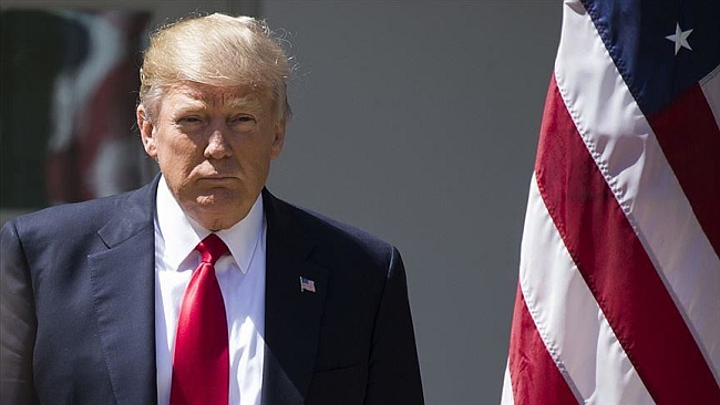 ABD Temsilciler Meclisi Trump'ın Azil Maddelerini Onayladı