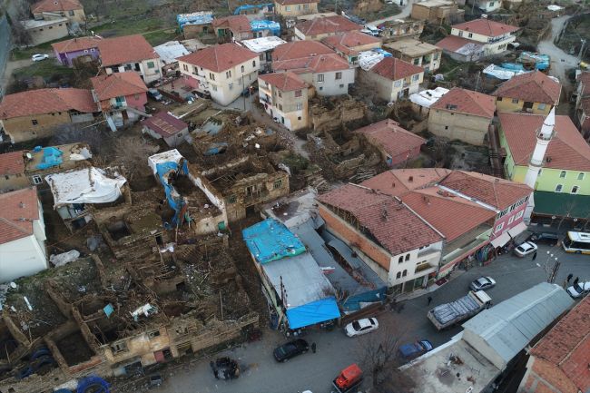 Malatya Sınırlarında Sabaha Kadar 99 Artçı Deprem