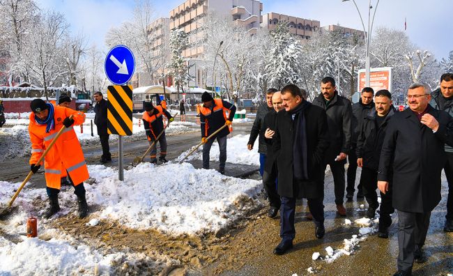 Büyükşehir Belediyesi'nin Kar Mücadelesi