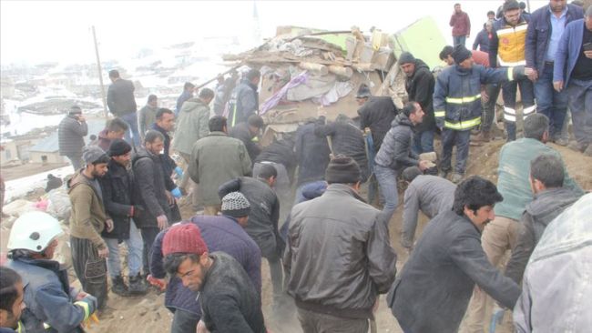 İran Depremi Van'ı da Vurdu, 9 Ölü