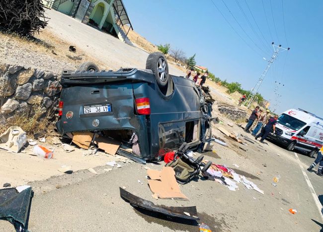 Kale'de Trafik Kazası, 1 Ölü 4 Yaralı