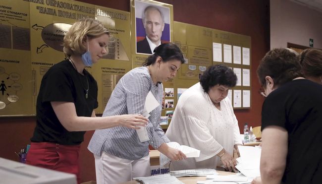 Putin'in 2036'ya Kadar Görevde Kalmasına 'Evet'