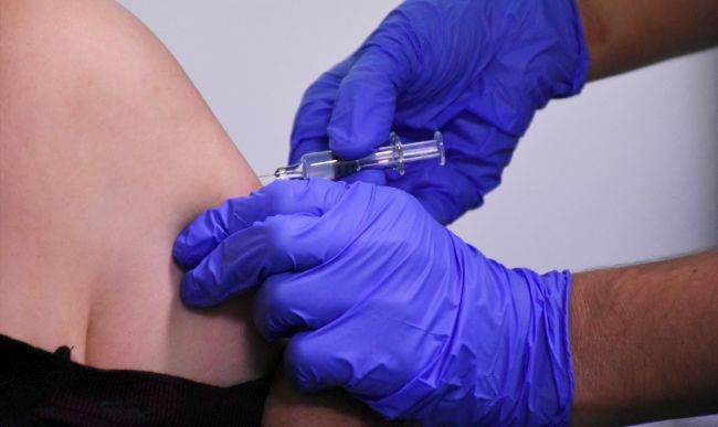 'Aşı İçin Tereddüt Etmeyin' Uyarısı