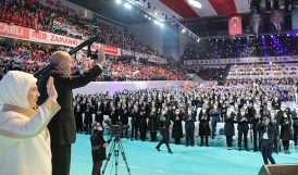 AKP’de Erdoğan Yeniden Genel Başkan Seçildi, MKYK’ya 47 Yeni İsim Girdi