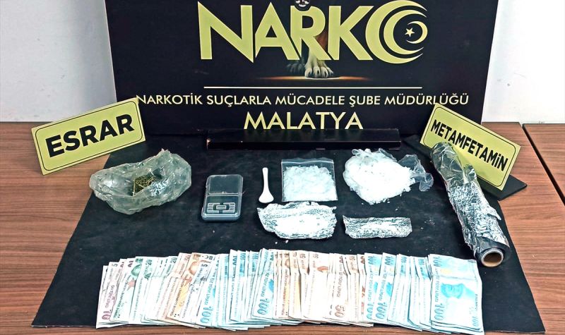 Narkotik'ten Operasyon.. 3 Torbacı Tutuklandı