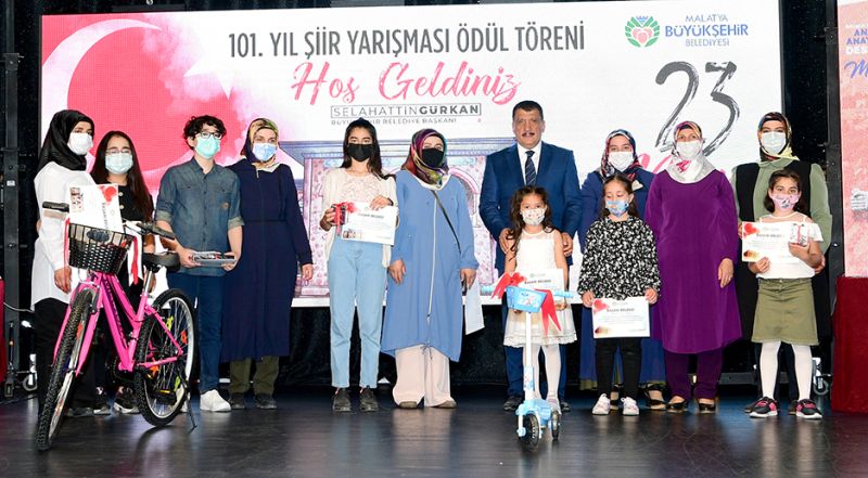 23 Nisan Şiir Yarışması Ödülleri Dağıtıldı