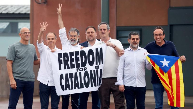 İspanya'da Af Çıkarılan Katalan Liderler Serbest