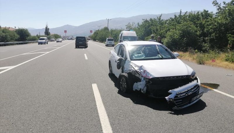 Trafik Kazalarında 17 Kişi Yaralandı