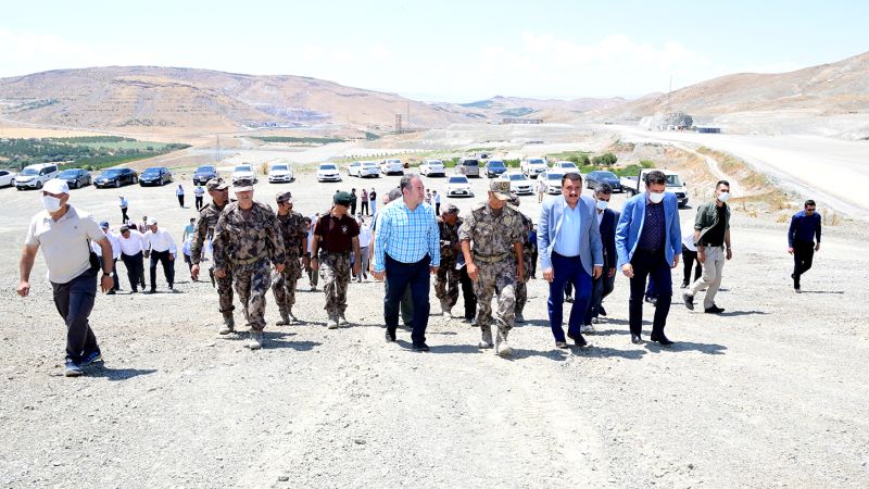 "4 Bine Yakın Özel Harekat Polisi Gelecek"