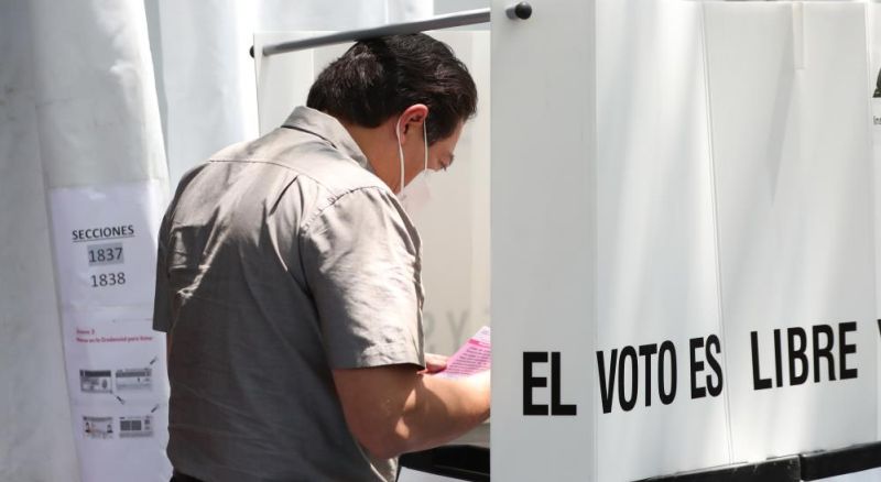 Meksika'da 5 Eski Devlet Başkanının Yargılanması İçin Referandum