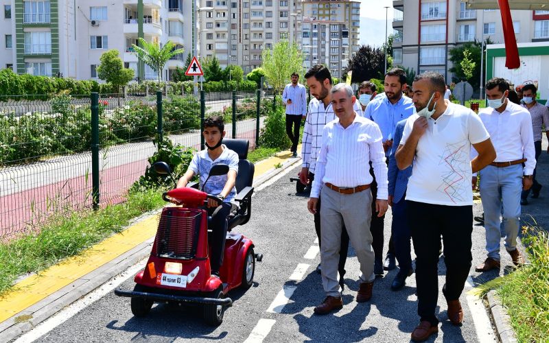 'Yeşilyurt'un Parkı Niye Herkese Açık Değil?'