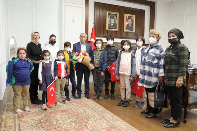 Öğrencilerden Başkan Güder'e Ziyaret
