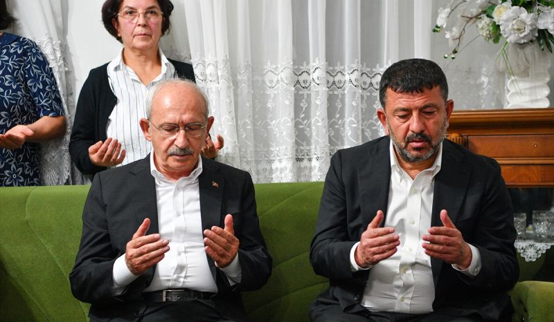 Kılıçdaroğlu Taziye Ziyareti İçin Malatya'ya Geldi