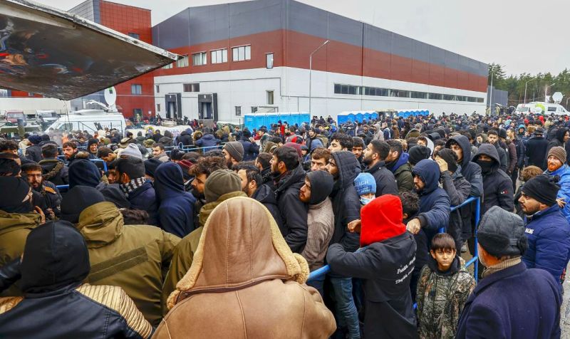 Belarus- Polonya Sınırındaki Göçmenlerin Bekleyişi Sürüyor