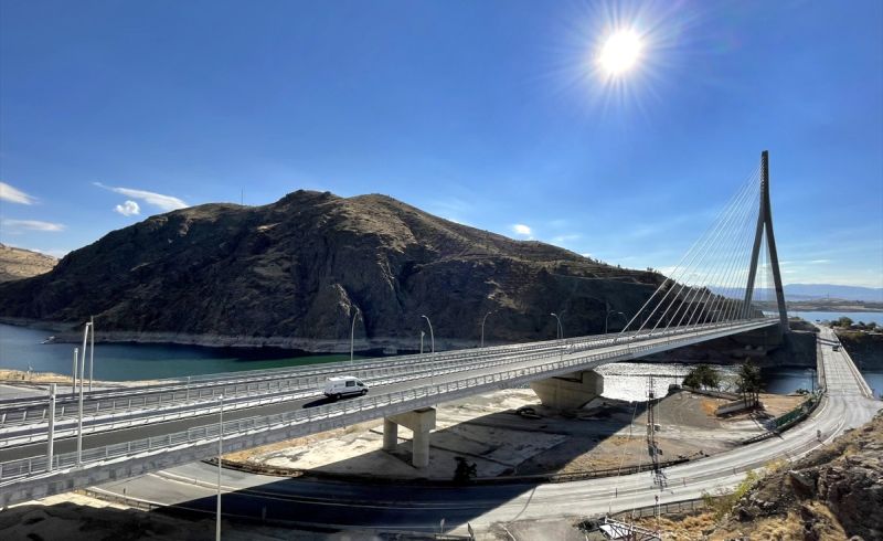 'Yeni Kömürhan Köprüsü Yol Konforunu Artırdı'