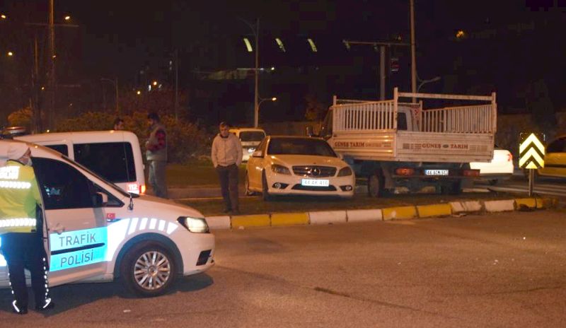 Çevre Yolu'ndaki Kazada 2 Kişi Yaralandı